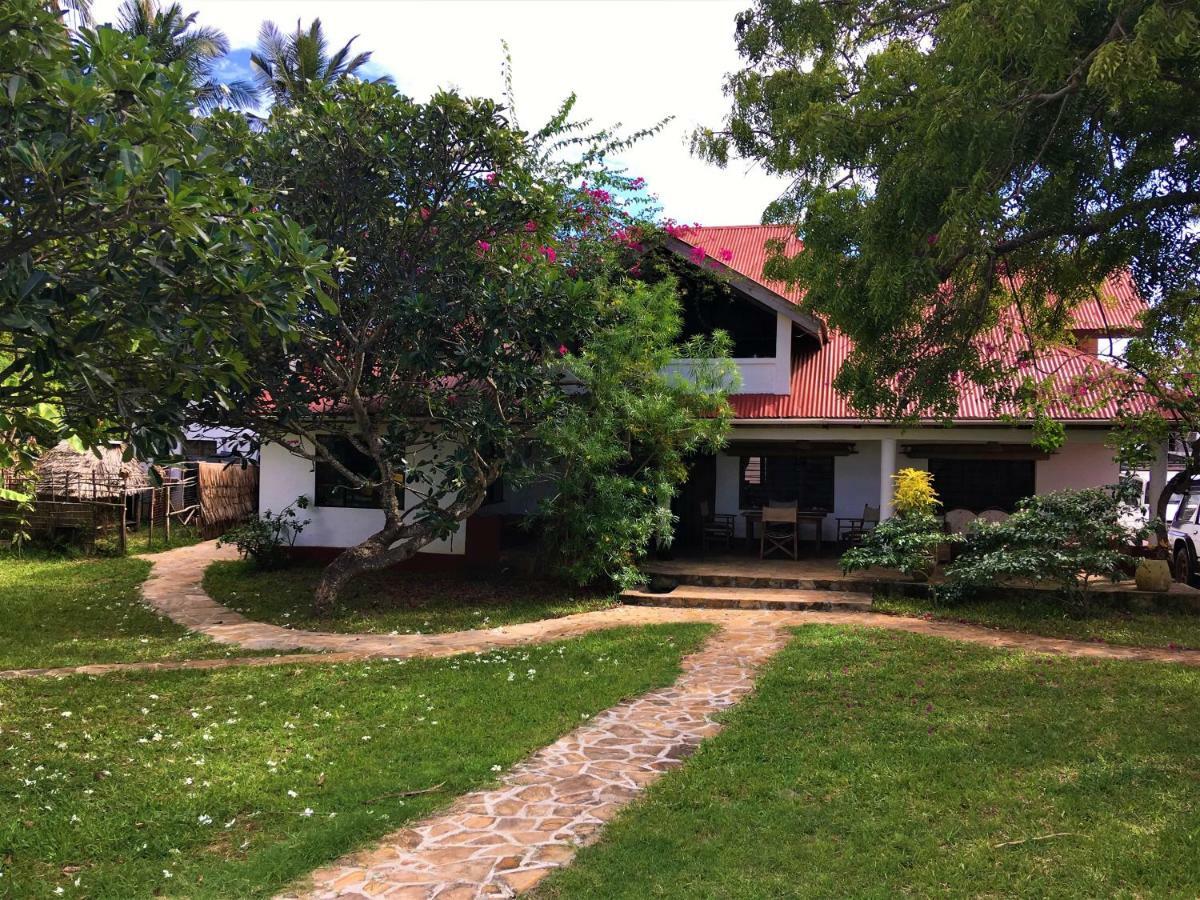 Villa Matalai 탕가 외부 사진